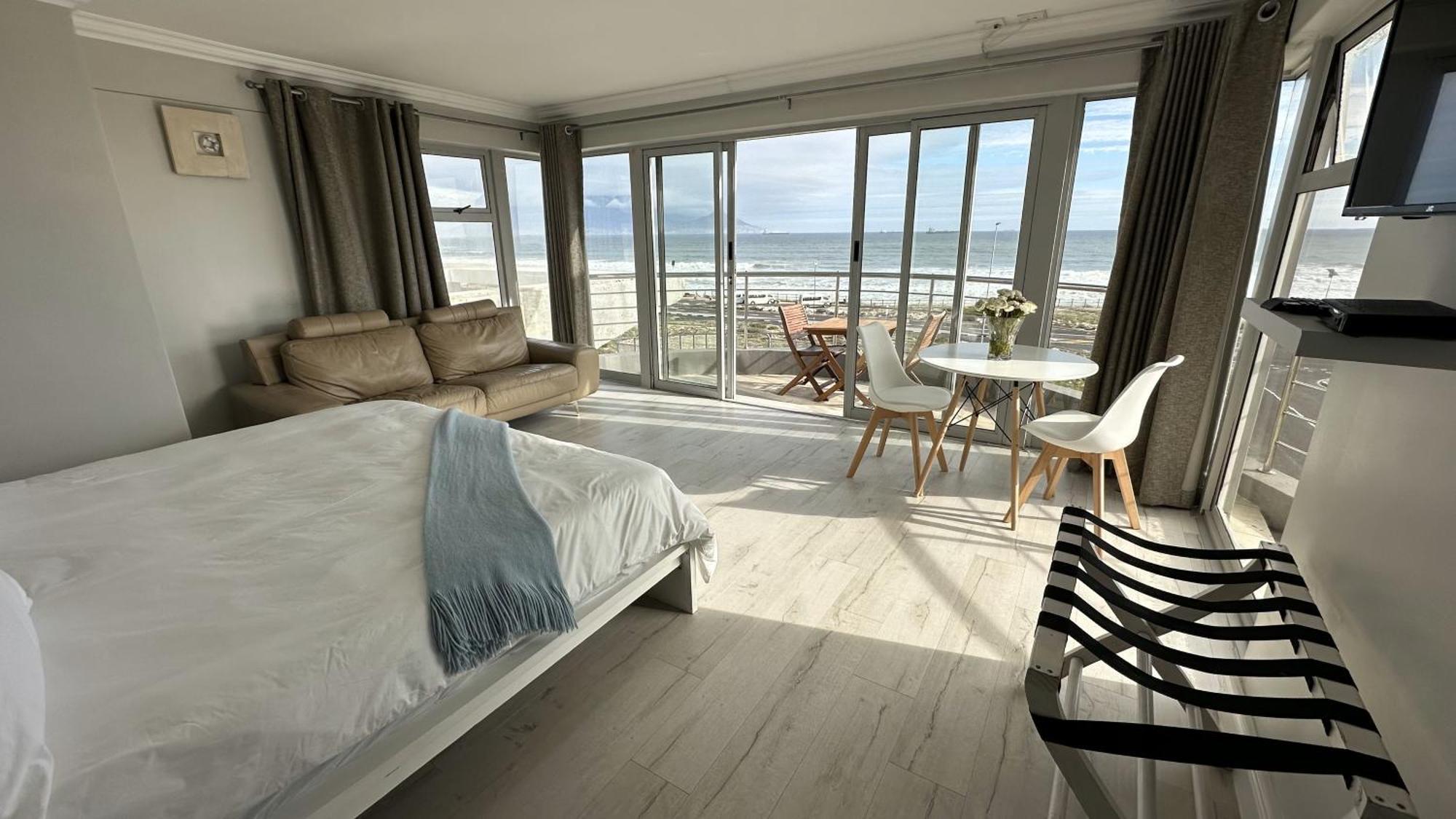 Oceansnest Guest House Блуберґстранд Екстер'єр фото