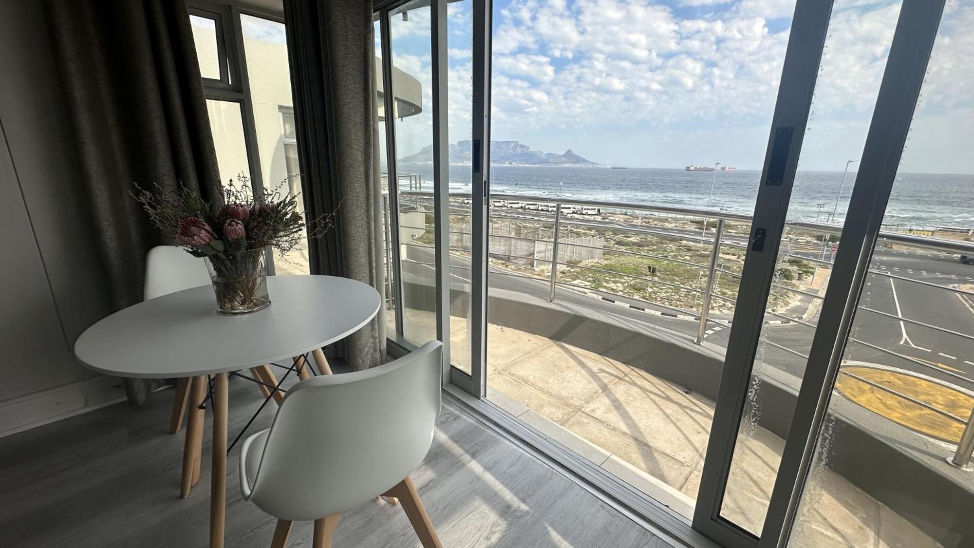 Oceansnest Guest House Блуберґстранд Екстер'єр фото