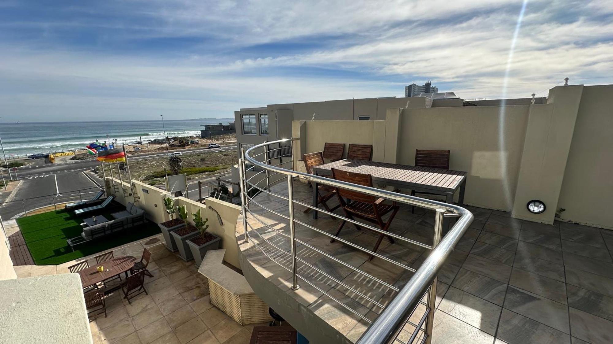 Oceansnest Guest House Блуберґстранд Екстер'єр фото