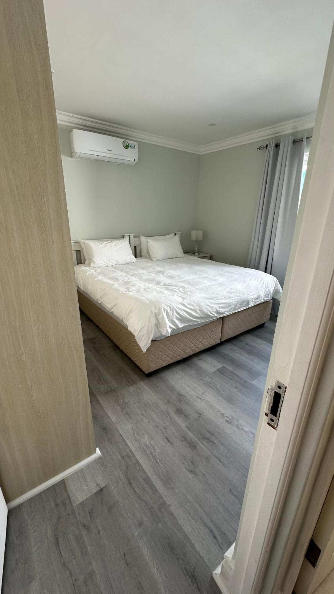 Oceansnest Guest House Блуберґстранд Екстер'єр фото